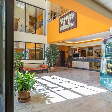 Hotel Los Templarios Jerez De Los Caballeros Eksteriør billede